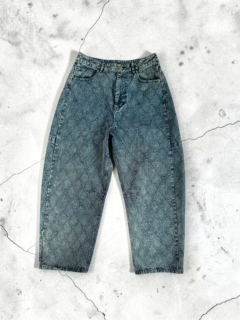 Quilted Pattern Baggy Barrel Style Jeans - Slate Wash